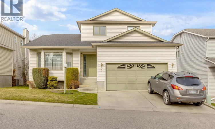 5-555 Glenmeadows Road