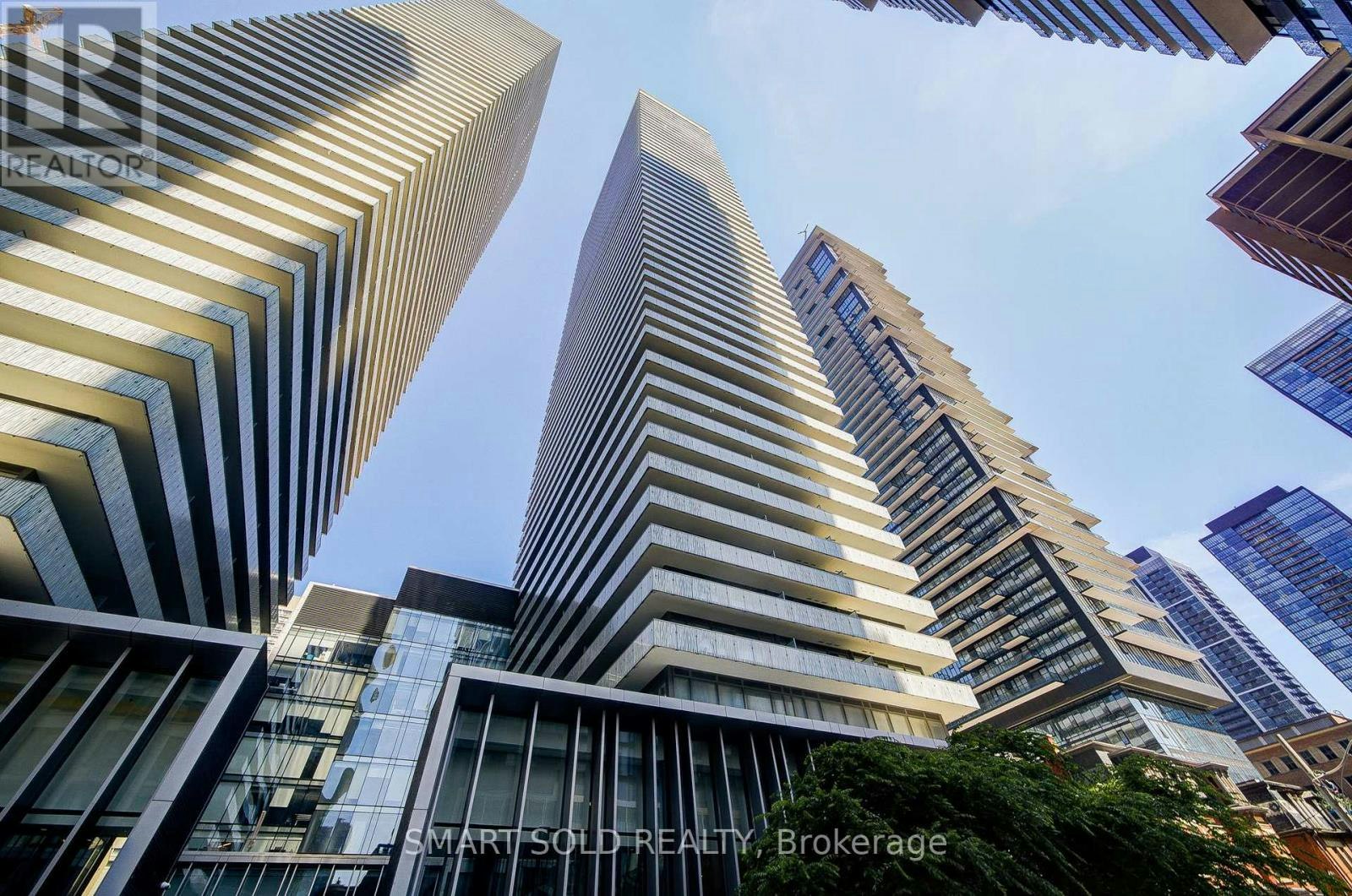 2909-50 Charles Street E, Toronto, ON, M4Y 0C3