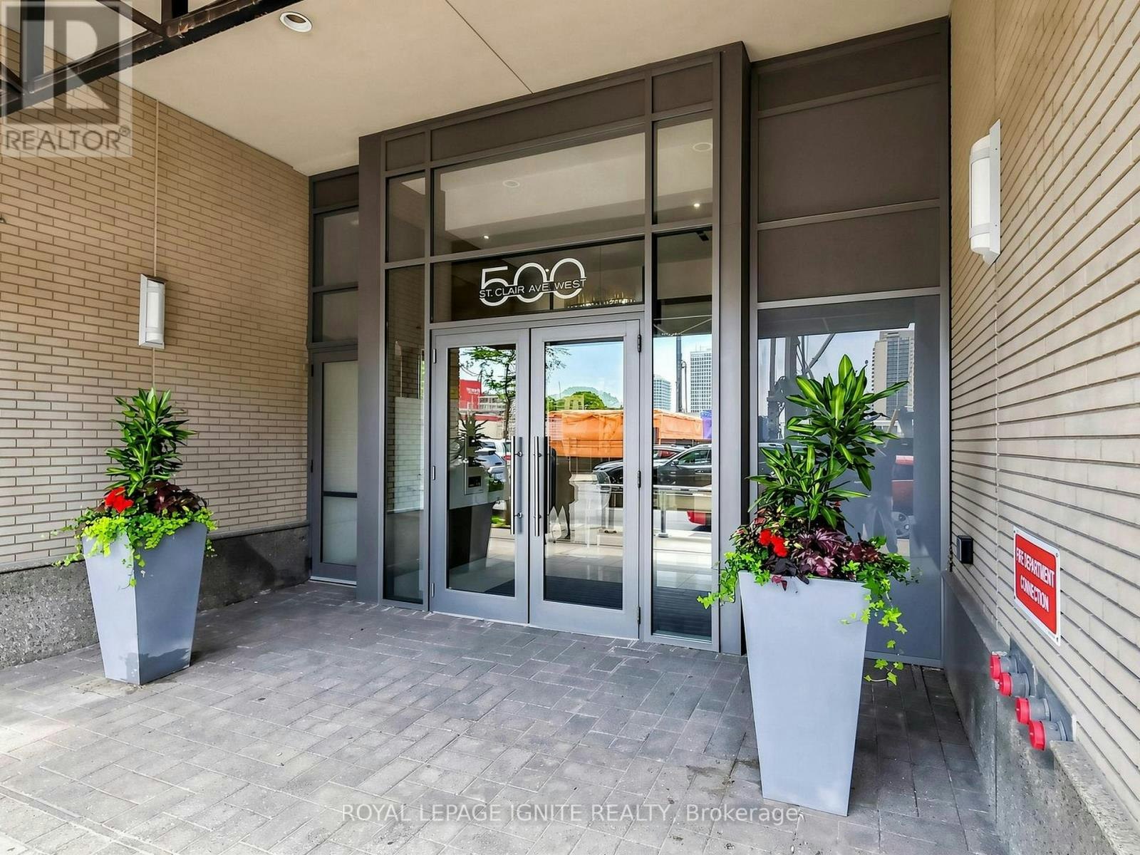 204-500 St.Clair Avenue W, Toronto, ON, M6C 1A8 - 4