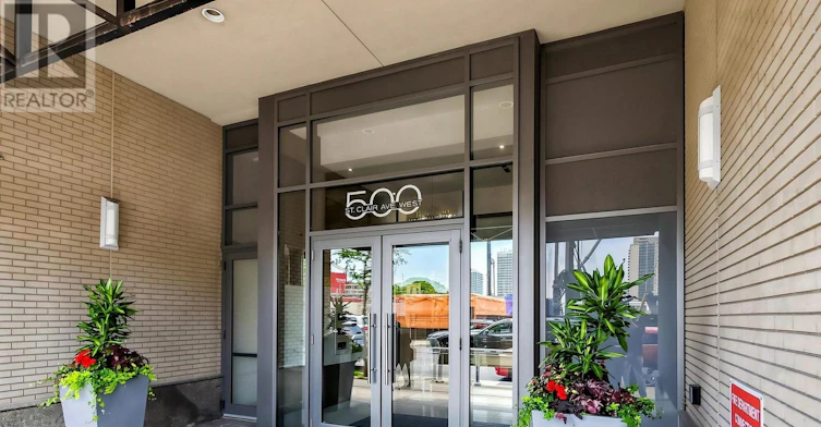 204-500 St.Clair Avenue W, Toronto, ON, M6C 1A8 - 4