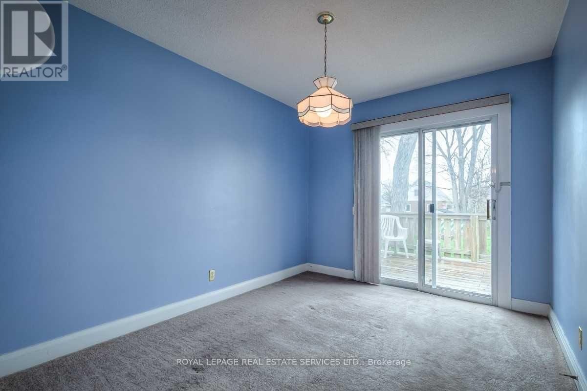 12 Coniston Road, Toronto, ON, M1L 2J7 - 6