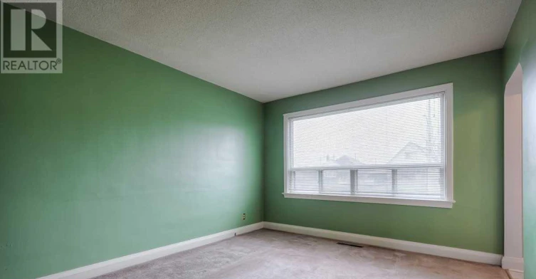 12 Coniston Road, Toronto, ON, M1L 2J7 - 2