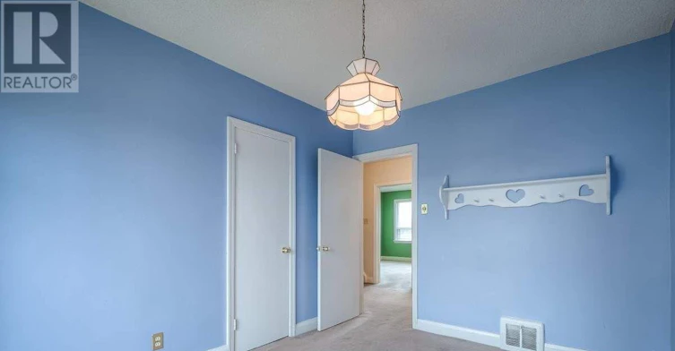 12 Coniston Road, Toronto, ON, M1L 2J7 - 7