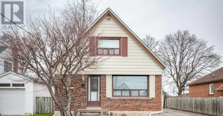 12 Coniston Road, Toronto, ON, M1L 2J7