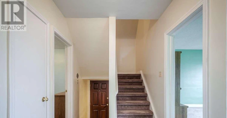 12 Coniston Road, Toronto, ON, M1L 2J7 - 11