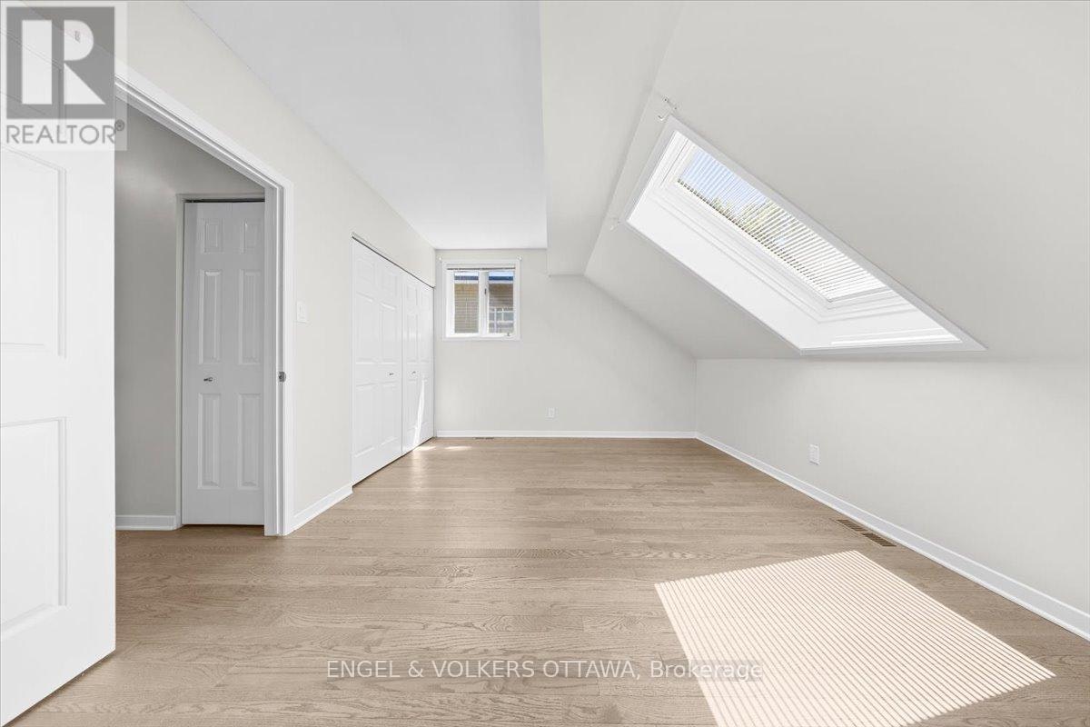 4-72 Greenfield Avenue, Ottawa, ON, K1S 0X7 - 36