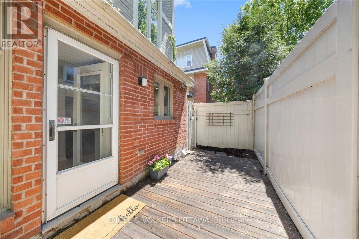 4-72 Greenfield Avenue, Ottawa, ON, K1S 0X7 - 23