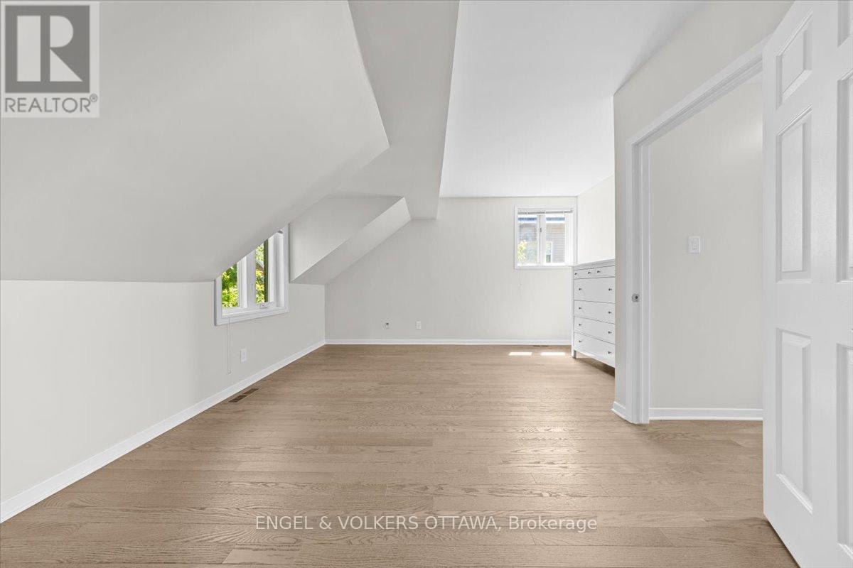 4-72 Greenfield Avenue, Ottawa, ON, K1S 0X7 - 38