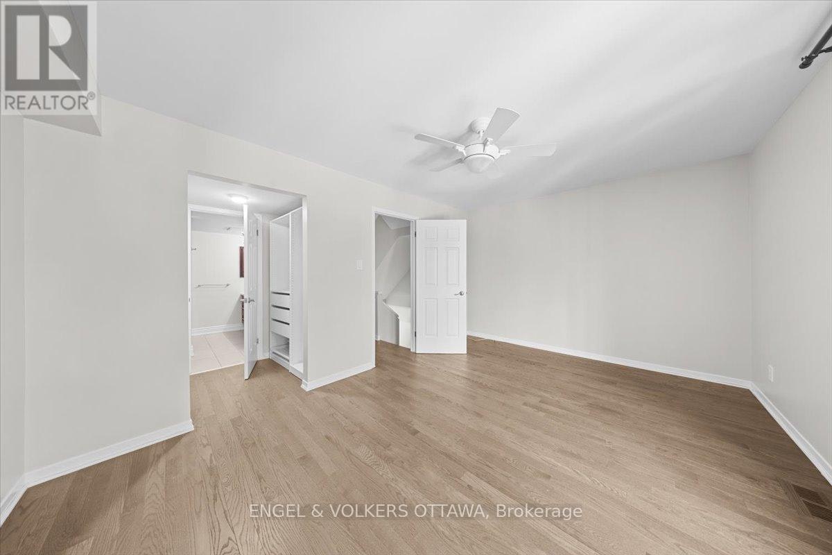 4-72 Greenfield Avenue, Ottawa, ON, K1S 0X7 - 29