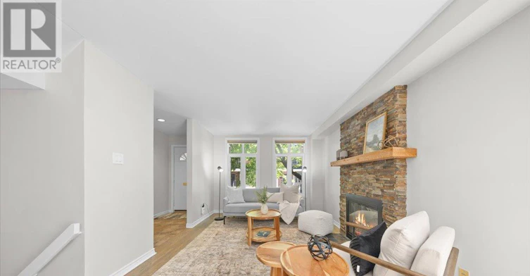 4-72 Greenfield Avenue, Ottawa, ON, K1S 0X7 - 7
