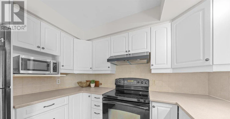 4-72 Greenfield Avenue, Ottawa, ON, K1S 0X7 - 21