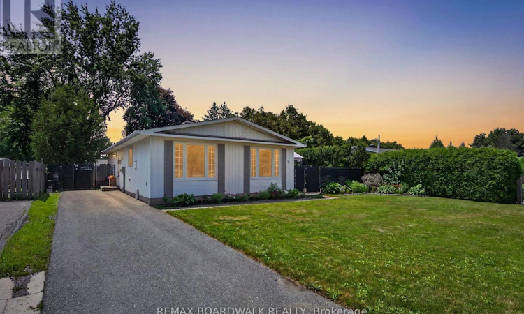34 Binscarth Crescent