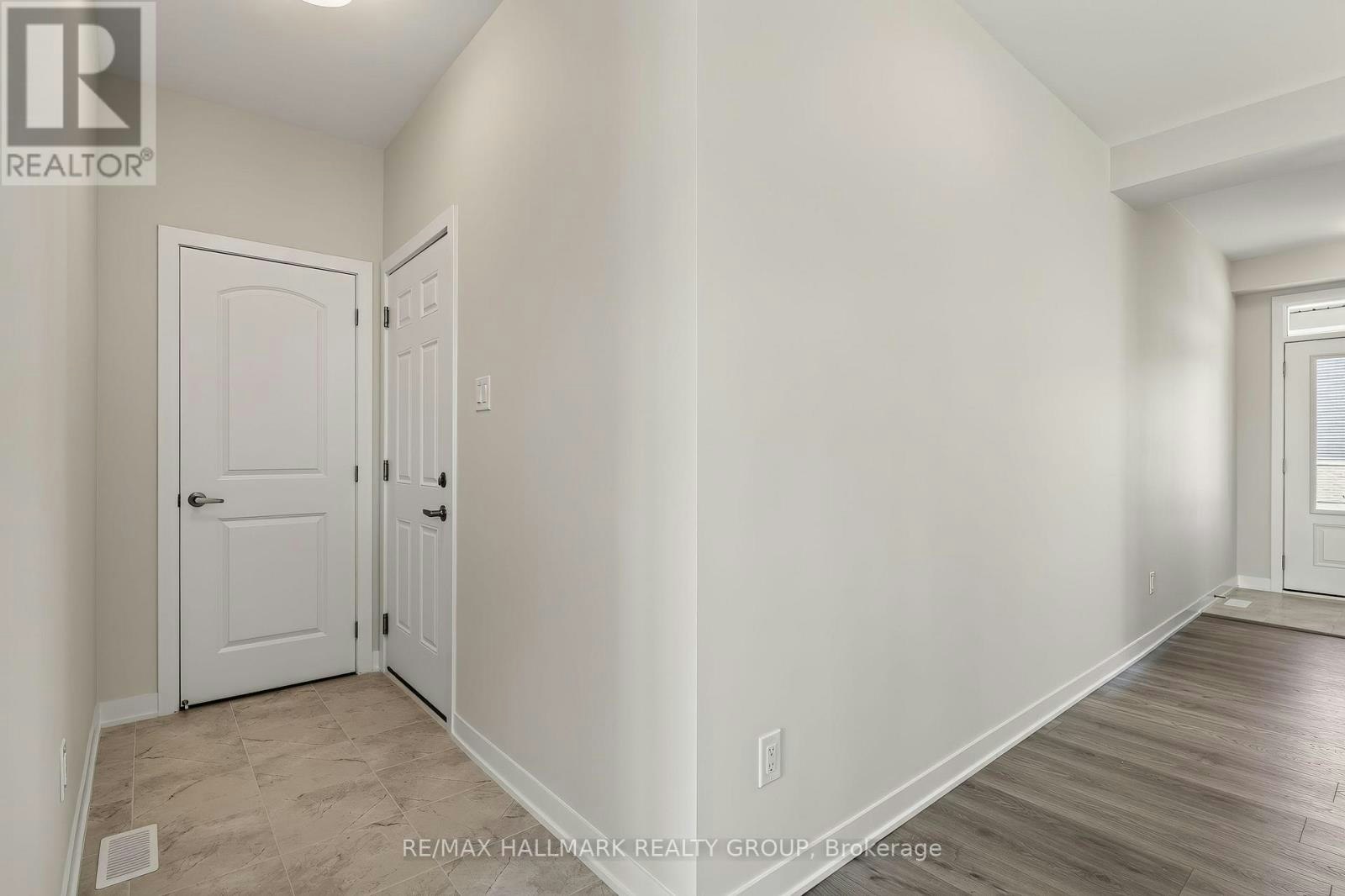 747 Haflinger Row, Ottawa, ON, K0A 2Z0 - 9