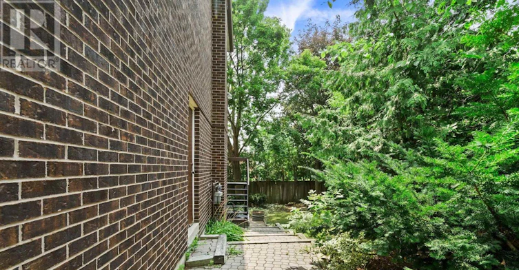 BSMT-17 Sabrina Court, Richmond Hill, ON, L4C 5P8 - 5