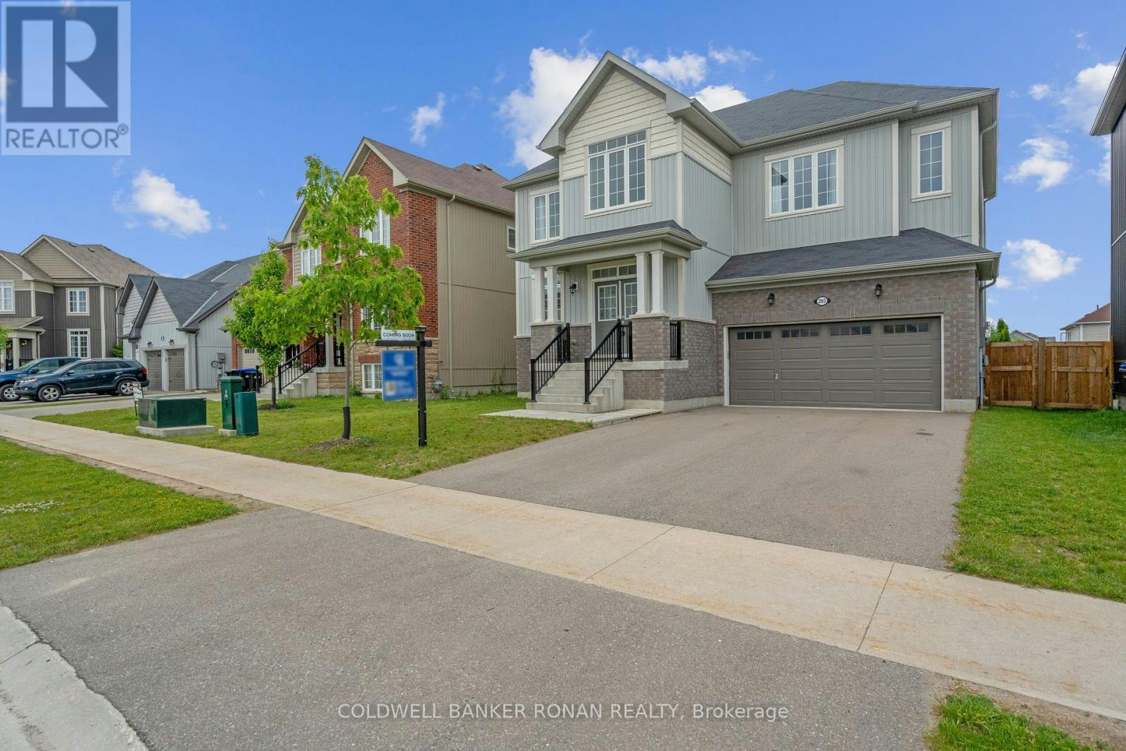 203 Roy Drive, Clearview, ON, L0M 1S0
