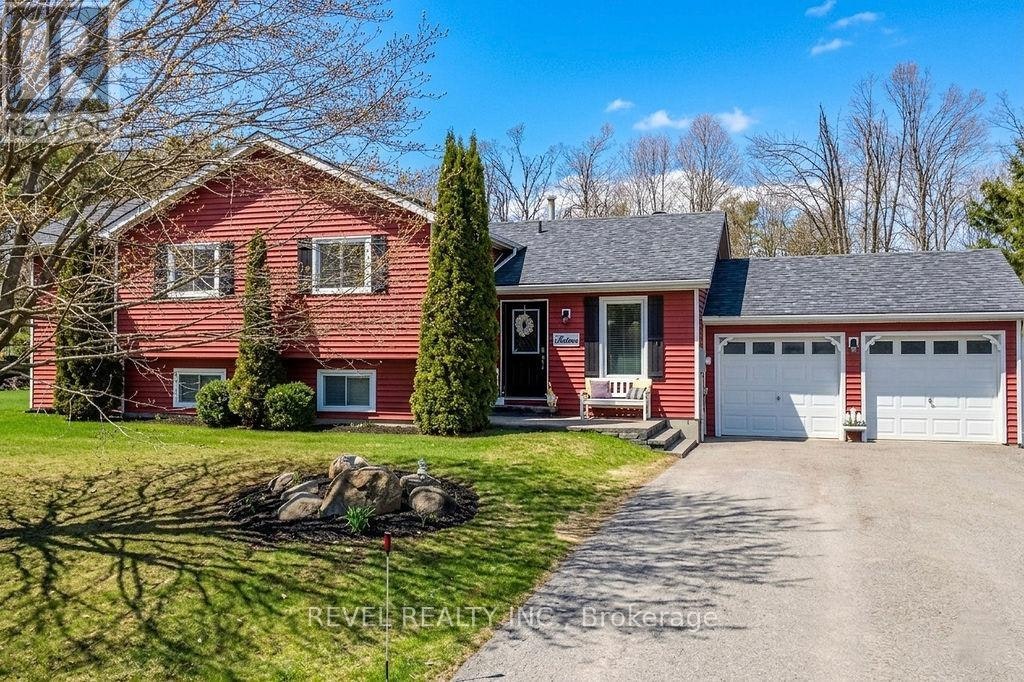 16 Sumac Crescent, Oro-Medonte, ON, L0K 1E0