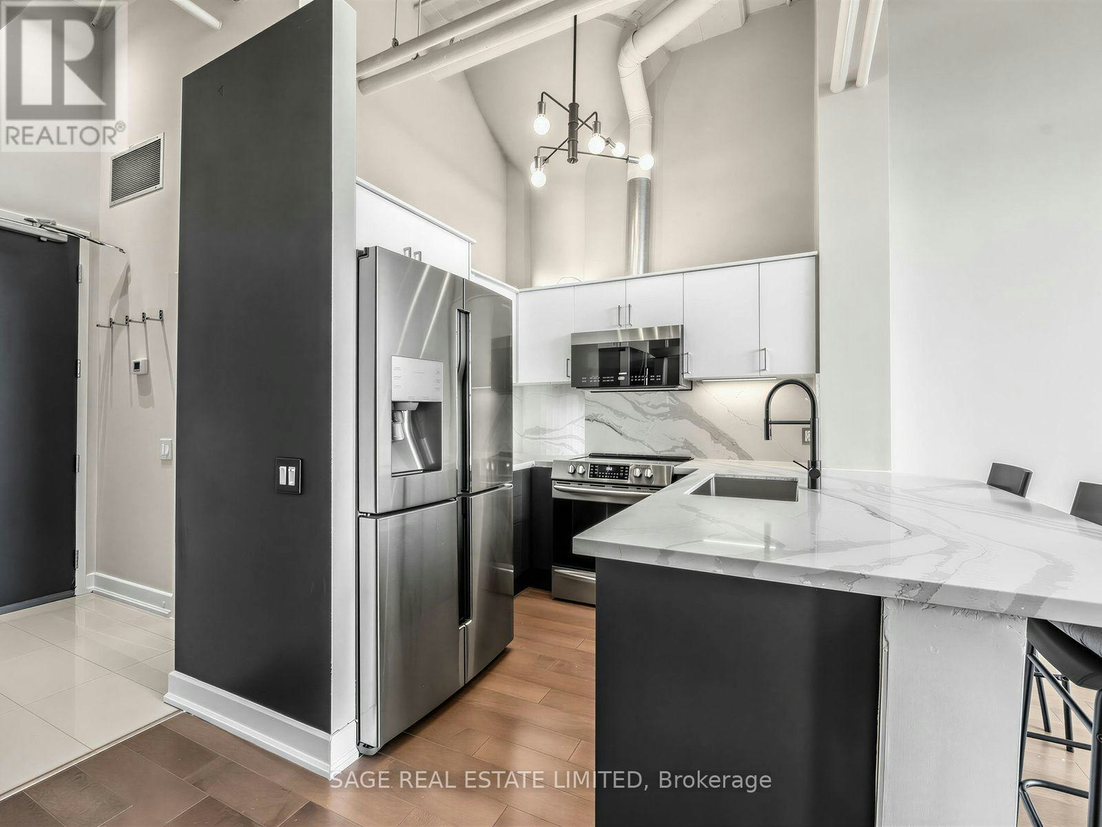 424-1001 Roselawn Avenue, Toronto, ON, M6B 4M4 - 13