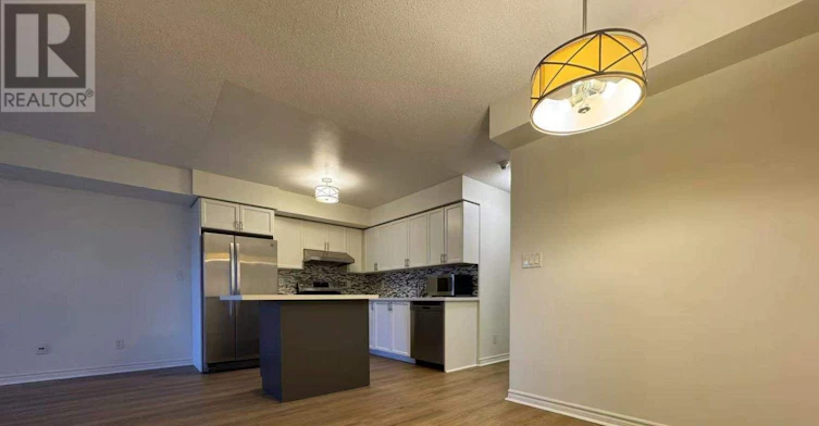 2328-3888 Duke Of York Boulevard, Mississauga, ON, L5B 4P5 - 2