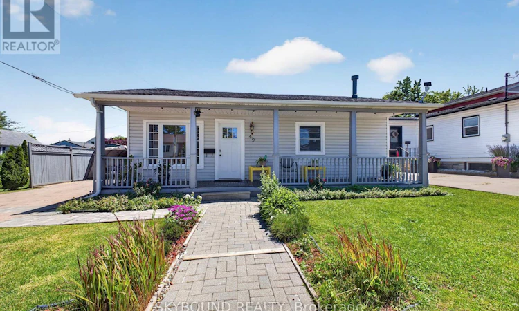 49 Powerview Avenue