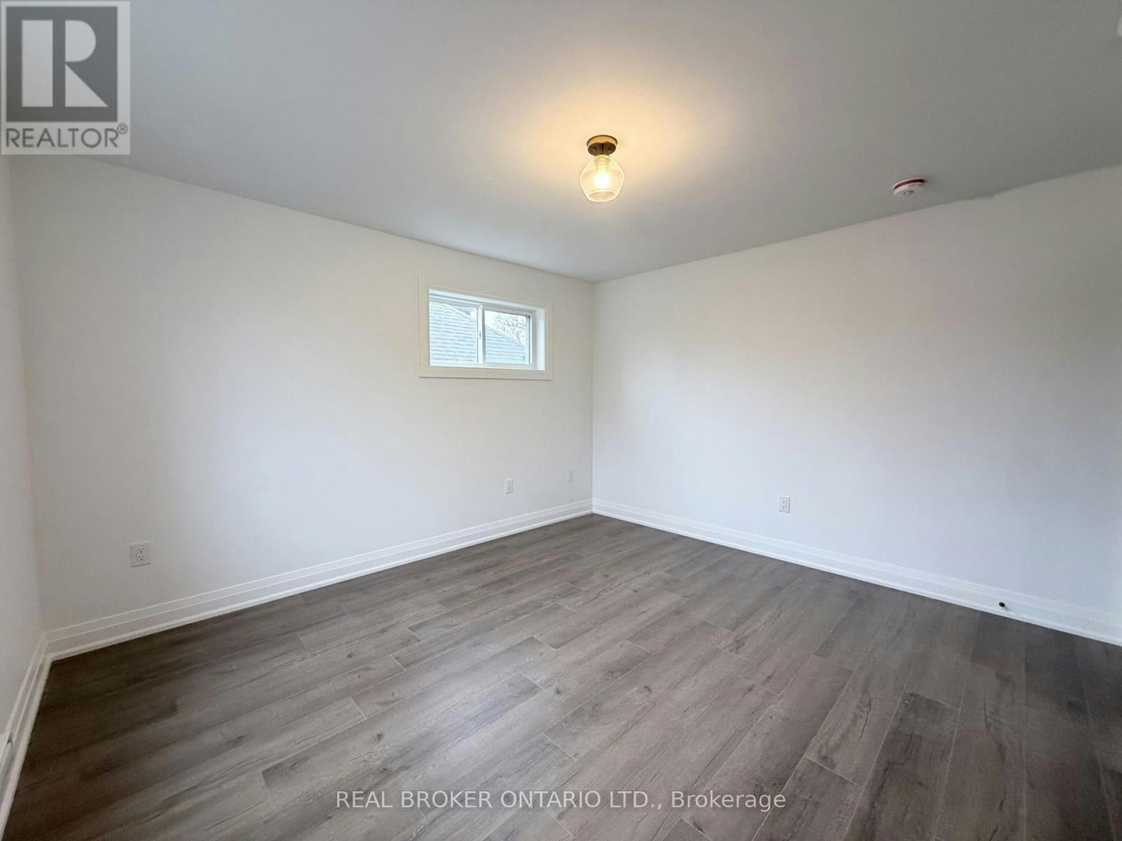 UPPER-184 Ottawa Street S, Hamilton, ON, L8K 2E6 - 16