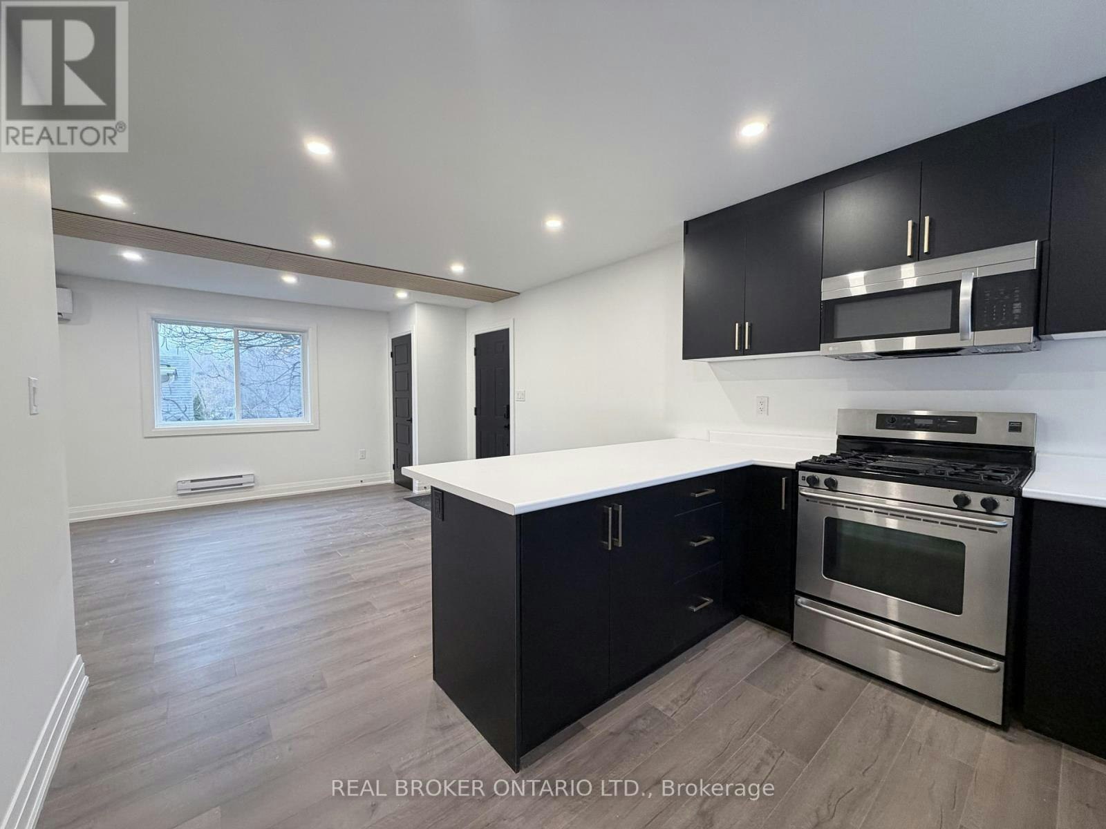 UPPER-184 Ottawa Street S, Hamilton, ON, L8K 2E6