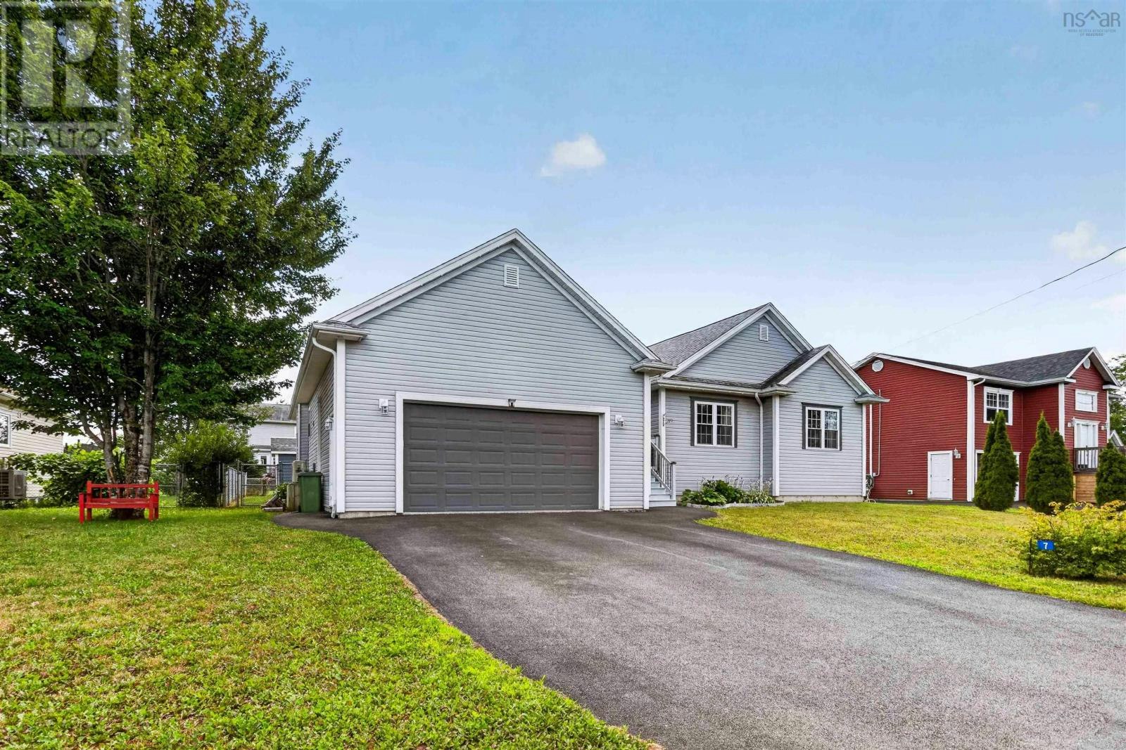 7 Vernon Court, Elmsdale, NS, B2S 0A1