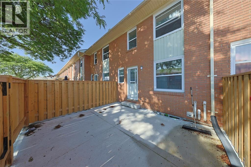 22-834 Exmouth Street, Sarnia, ON, N7T 5R2 - 3