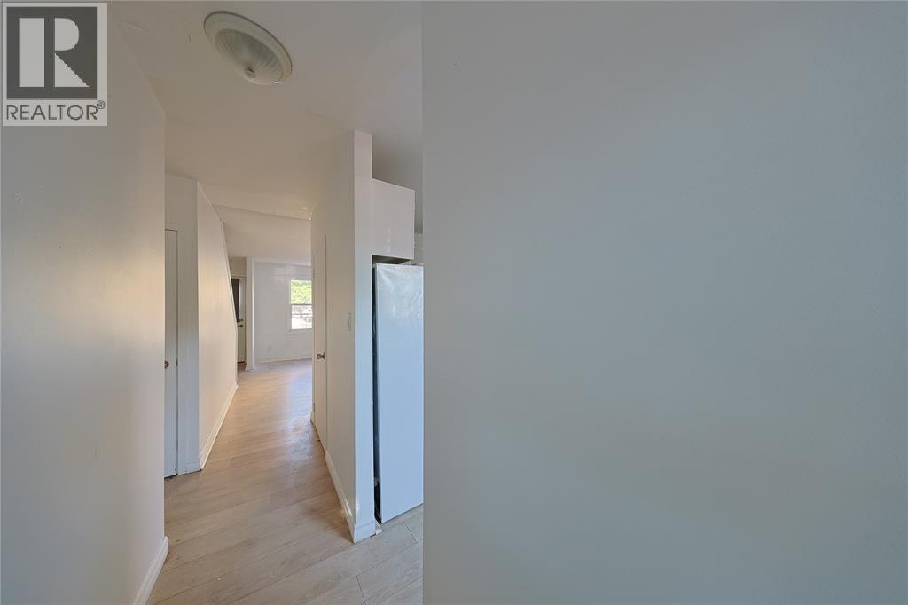 22-834 Exmouth Street, Sarnia, ON, N7T 5R2 - 4