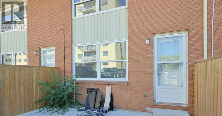 22-834 Exmouth Street, Sarnia, ON, N7T 5R2 - 23