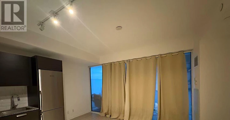 2106-42 Charles Street E, Toronto, ON, M4Y 0B7 - 3