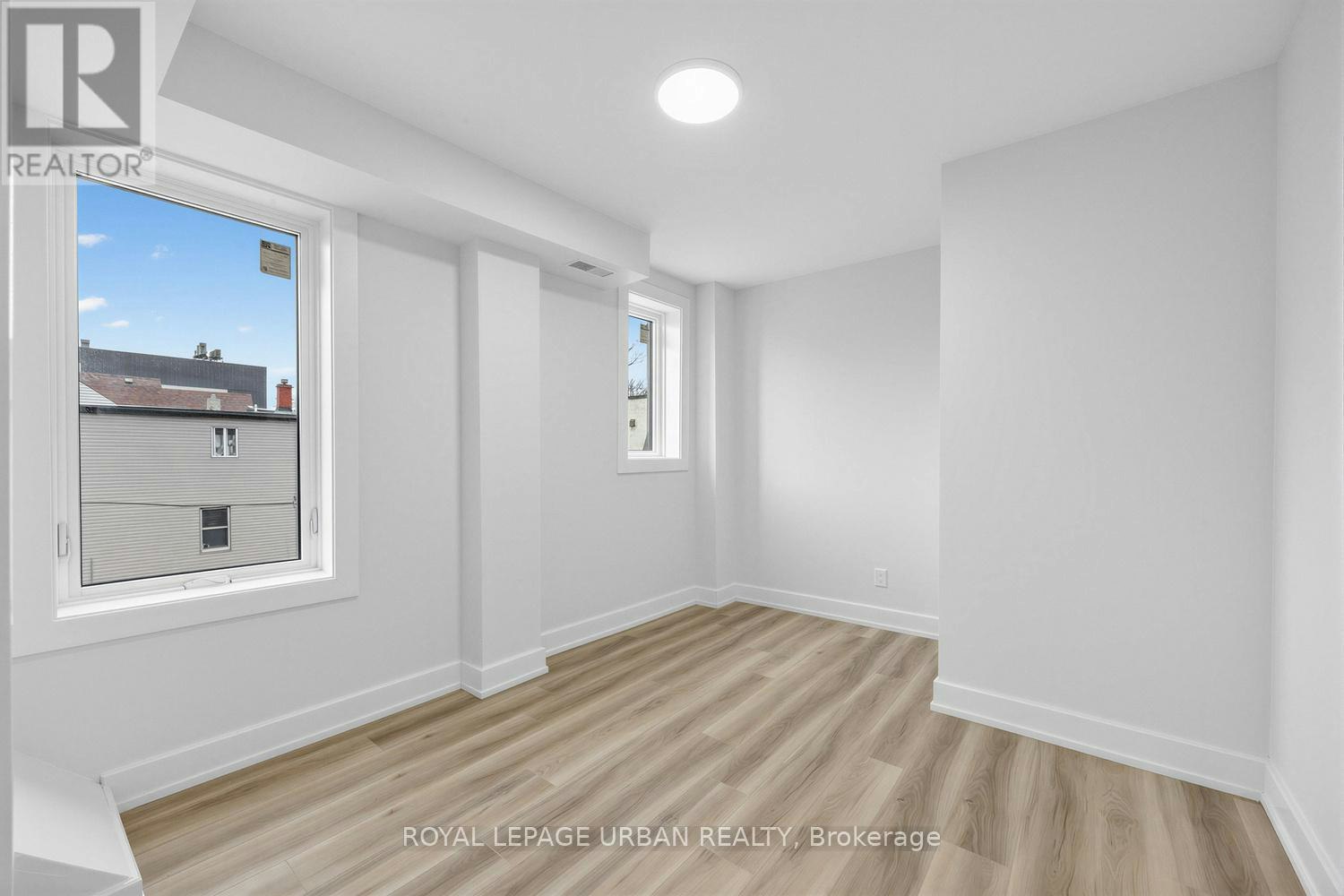 B-851 Danforth Avenue, Toronto, ON, M4J 1L2 - 8