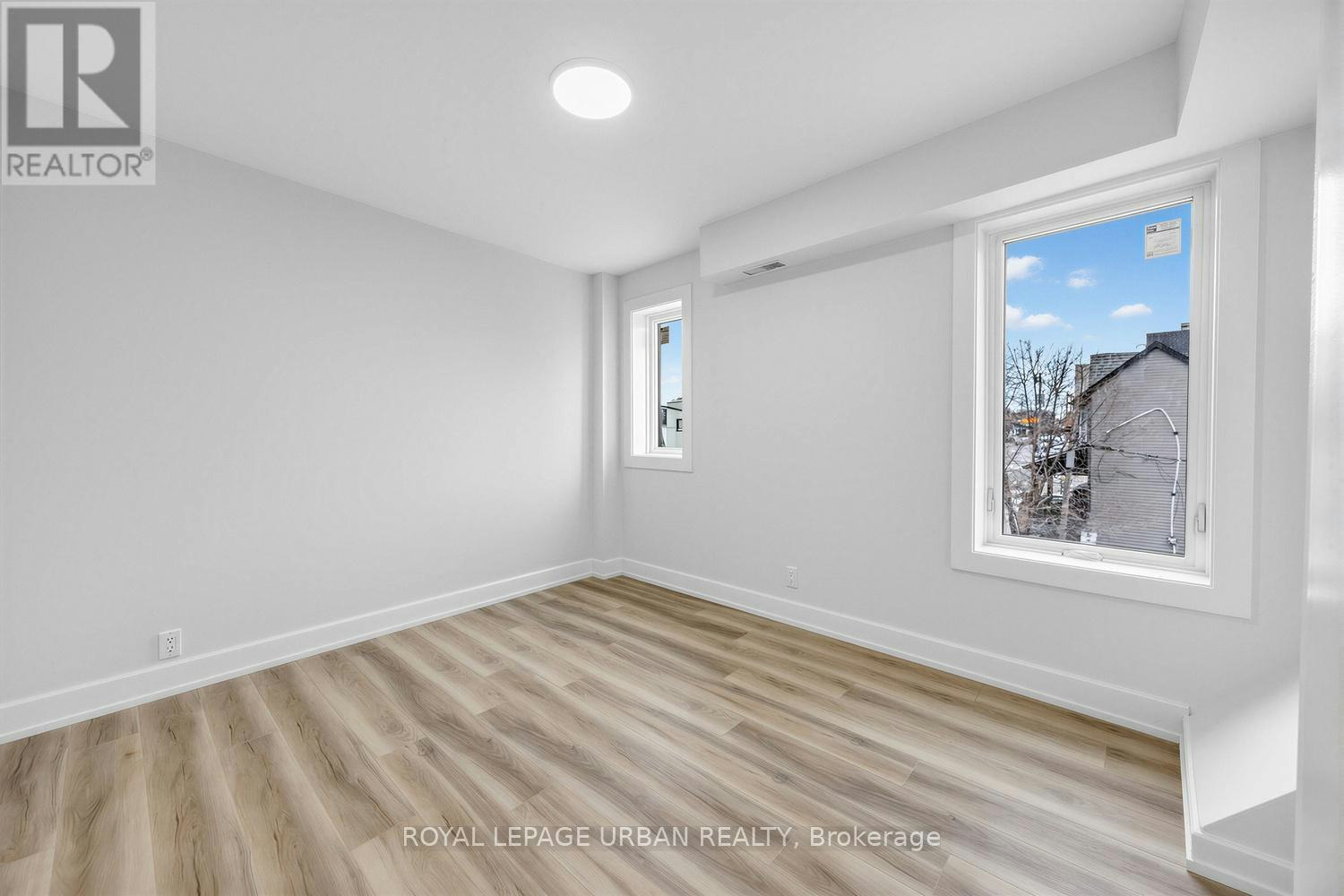 B-851 Danforth Avenue, Toronto, ON, M4J 1L2 - 5