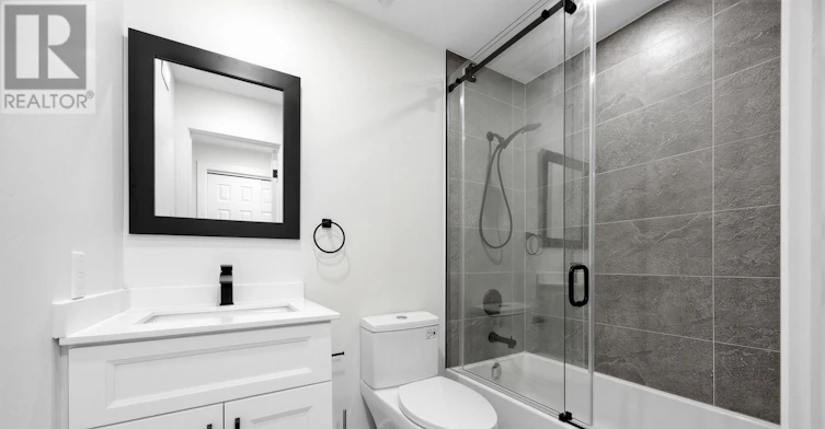 B-851 Danforth Avenue, Toronto, ON, M4J 1L2 - 10