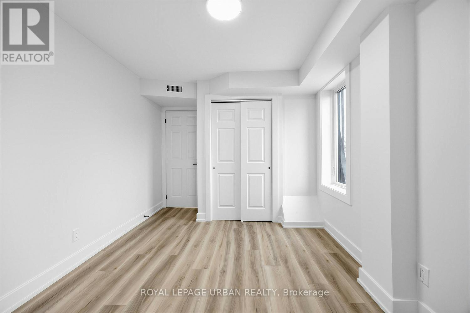 B-851 Danforth Avenue, Toronto, ON, M4J 1L2 - 9