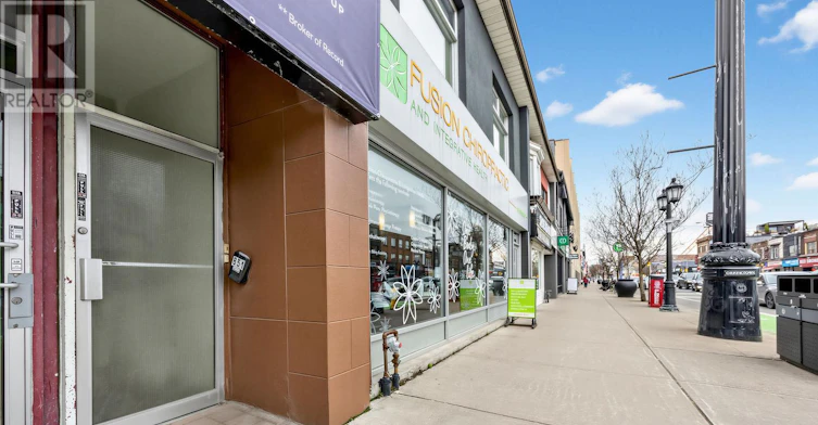 B-851 Danforth Avenue, Toronto, ON, M4J 1L2 - 13