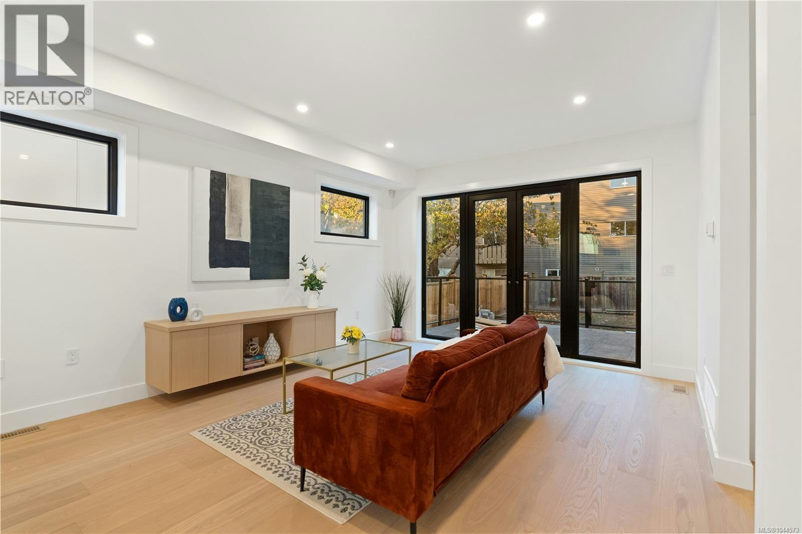 1342 Wood Street - 2