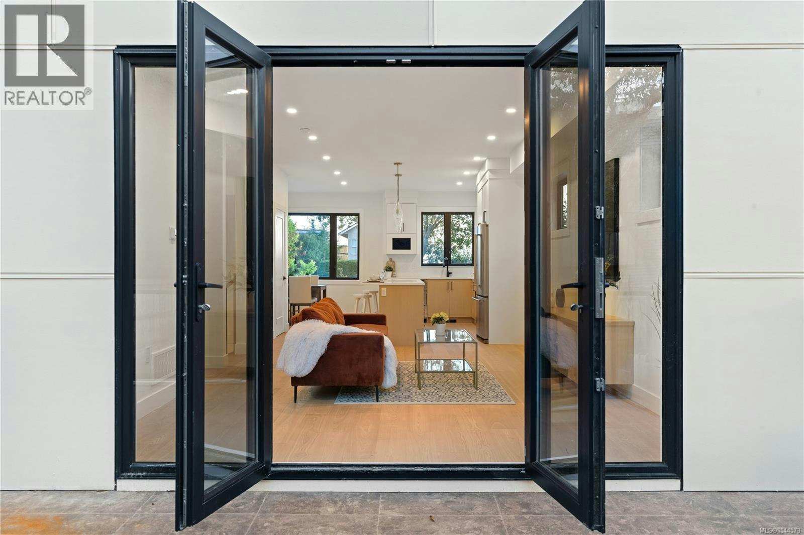 1342 Wood Street - 5