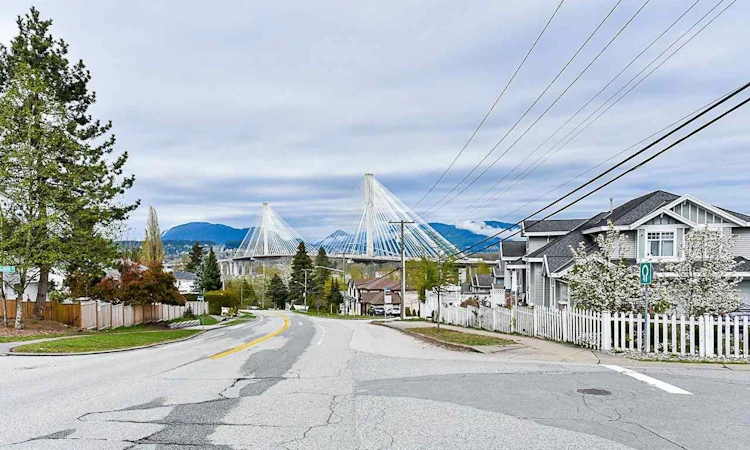 11372 Surrey Road