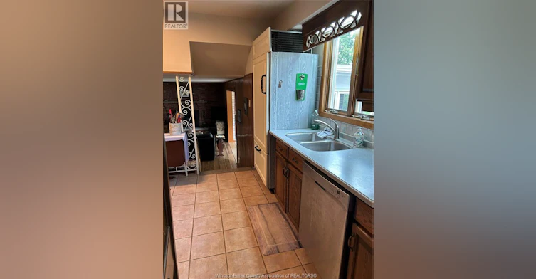 90 Harbourview, Kingsville, ON, N9Y 2J2 - 10