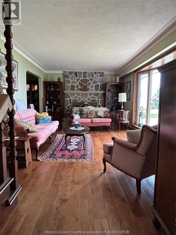 90 Harbourview, Kingsville, ON, N9Y 2J2 - 4