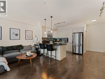 310-3645 Carrington Road - 2