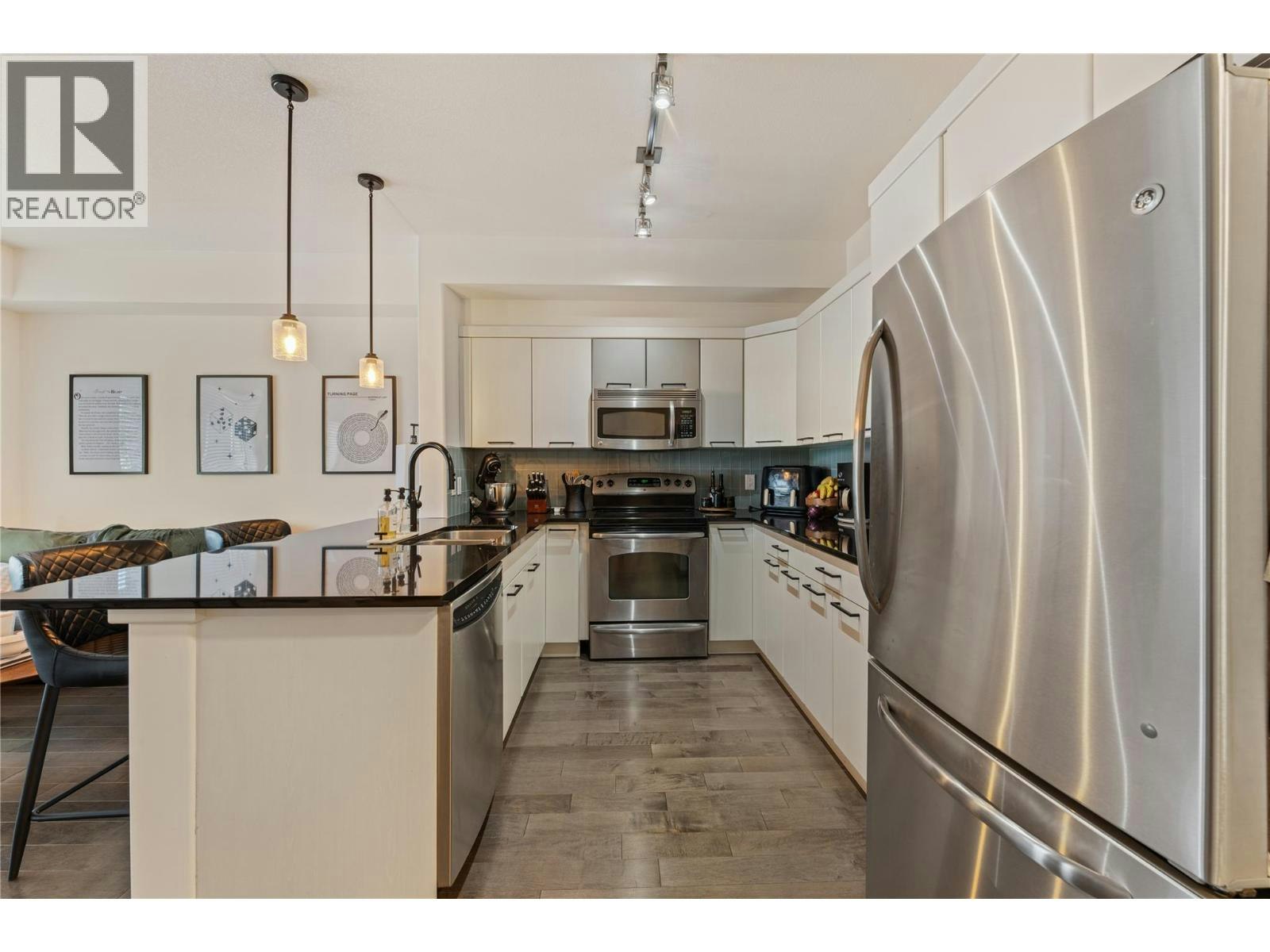 310-3645 Carrington Road - 3