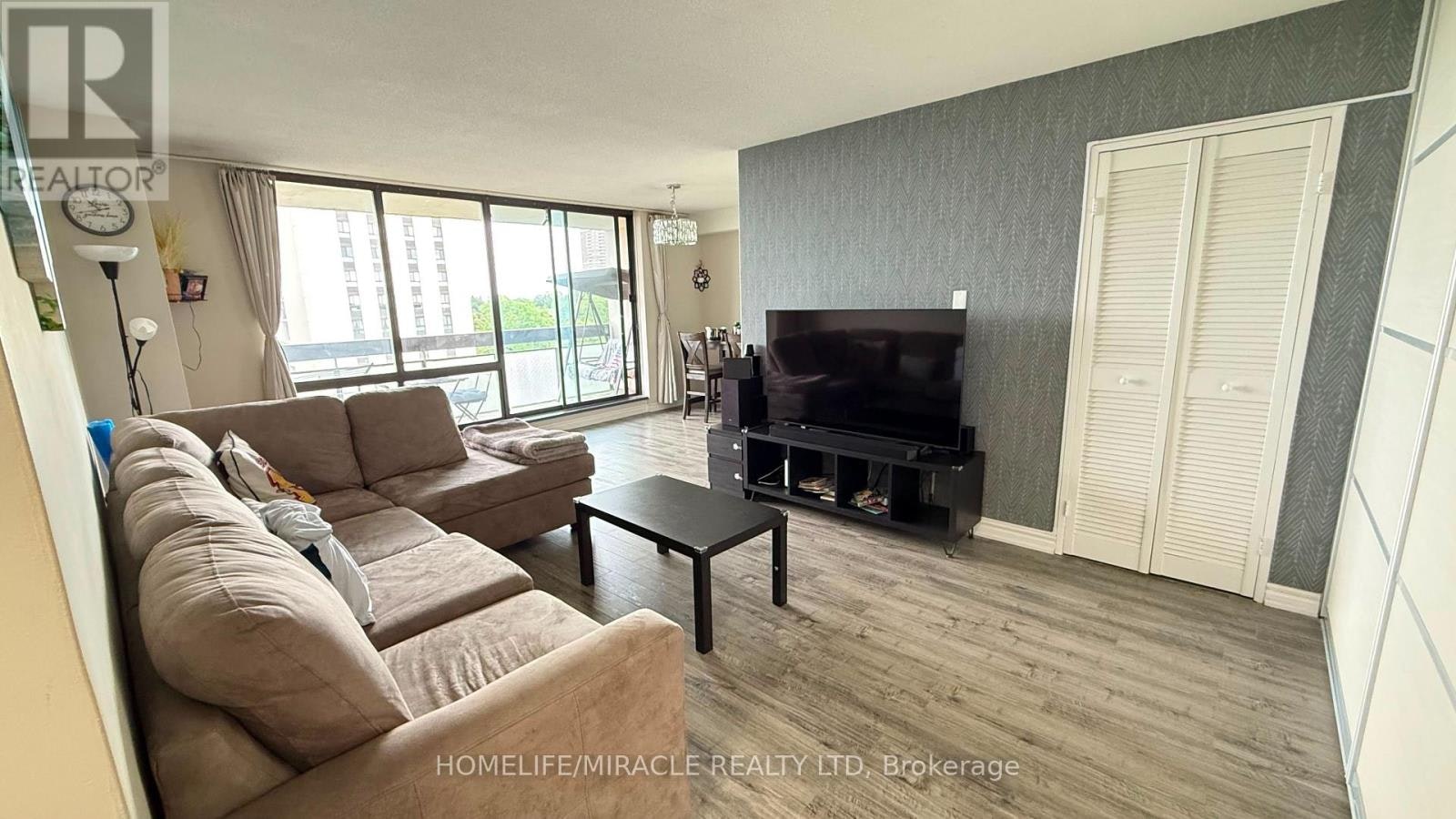 1012S-260 Seneca Hill Drive, Toronto, ON, M2J 4S6 - 3