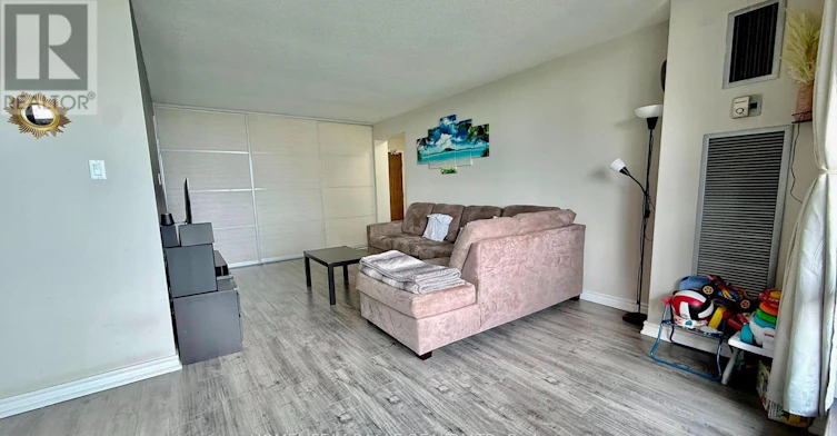1012S-260 Seneca Hill Drive, Toronto, ON, M2J 4S6 - 4