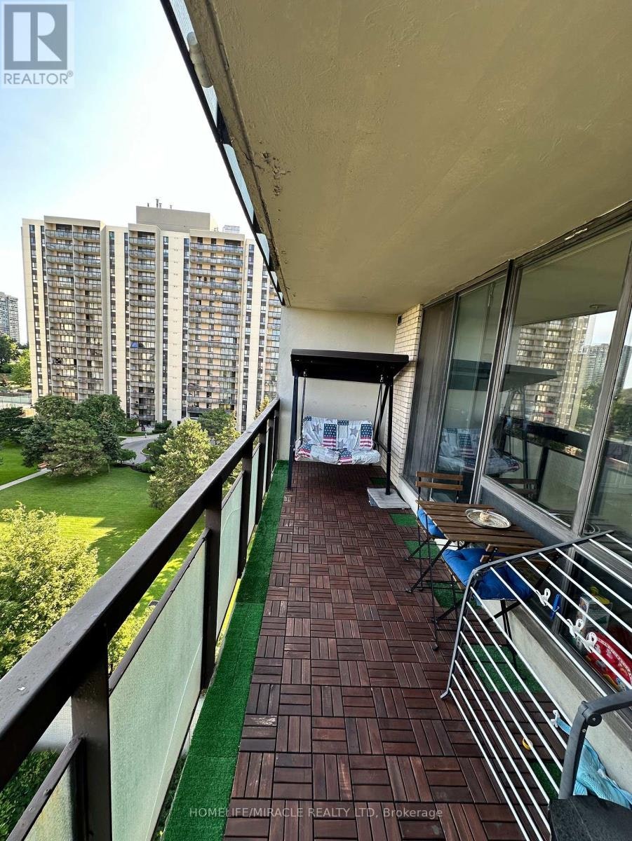 1012S-260 Seneca Hill Drive, Toronto, ON, M2J 4S6 - 15