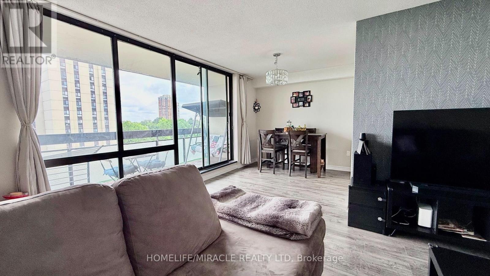 1012S-260 Seneca Hill Drive, Toronto, ON, M2J 4S6 - 5