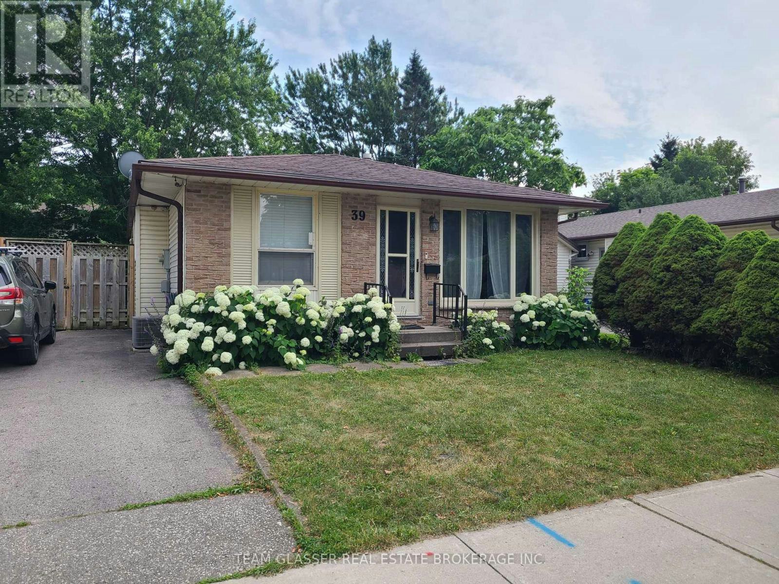 39 Ardsley Road, London, ON, N6G 3J4