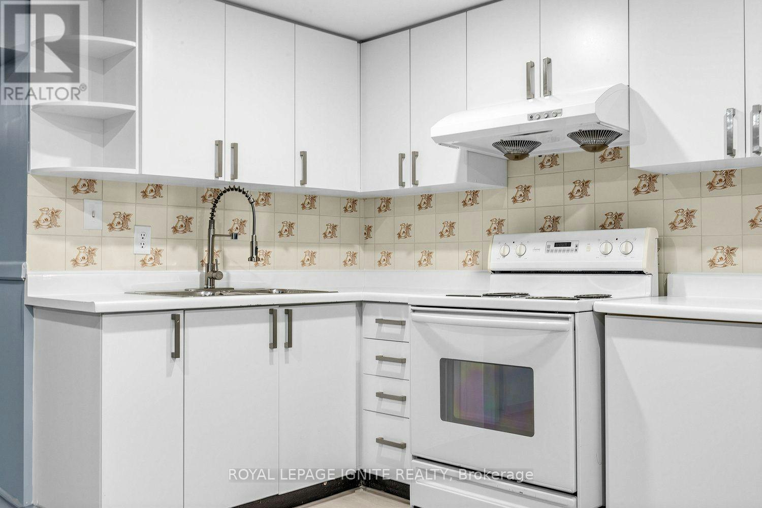 BSMT-61 Jarwick Drive, Toronto, ON, M1H 2H1 - 18