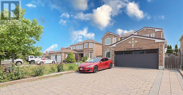 7 Littleborough Court E, Toronto, ON, M1C 4S6 - 2