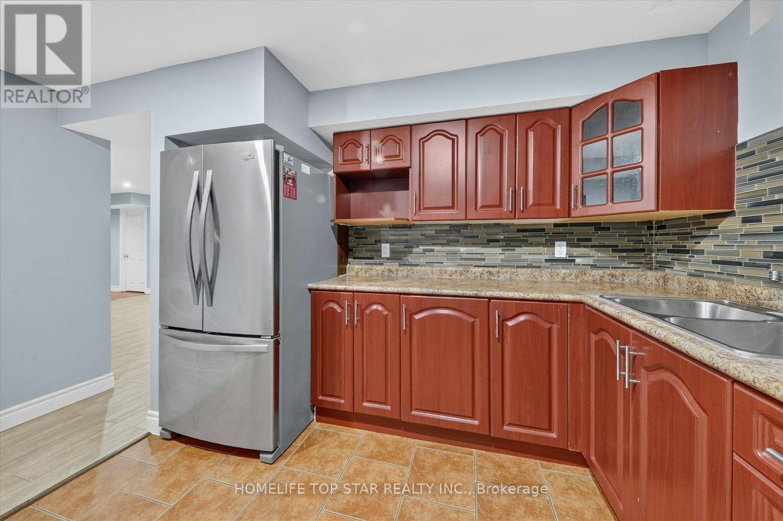 7 Littleborough Court E, Toronto, ON, M1C 4S6 - 11